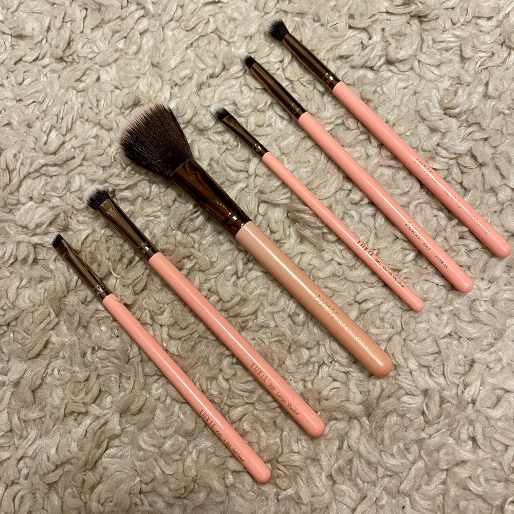Luxie Signature Rose Gold Brush Set